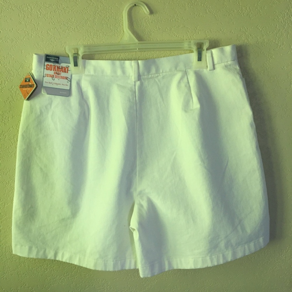NWT SZ16 WHITE DOCKERS COTTON-STAIN DEFENDER SHORT - Picture 4 of 15